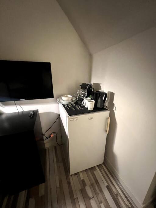 Room 404 - Eindhoven - By T&S. Exterior photo